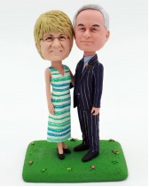 Forever Love Couple Arm In Arm Bobblehead