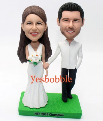 Casual Wedding Couple Bobblehead